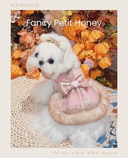 犬用プリンセスワンピース《SNX003》：秋冬向け、ふわふわファーと可愛いリボン付き。Fancy Petit Honeyの人気アイテム